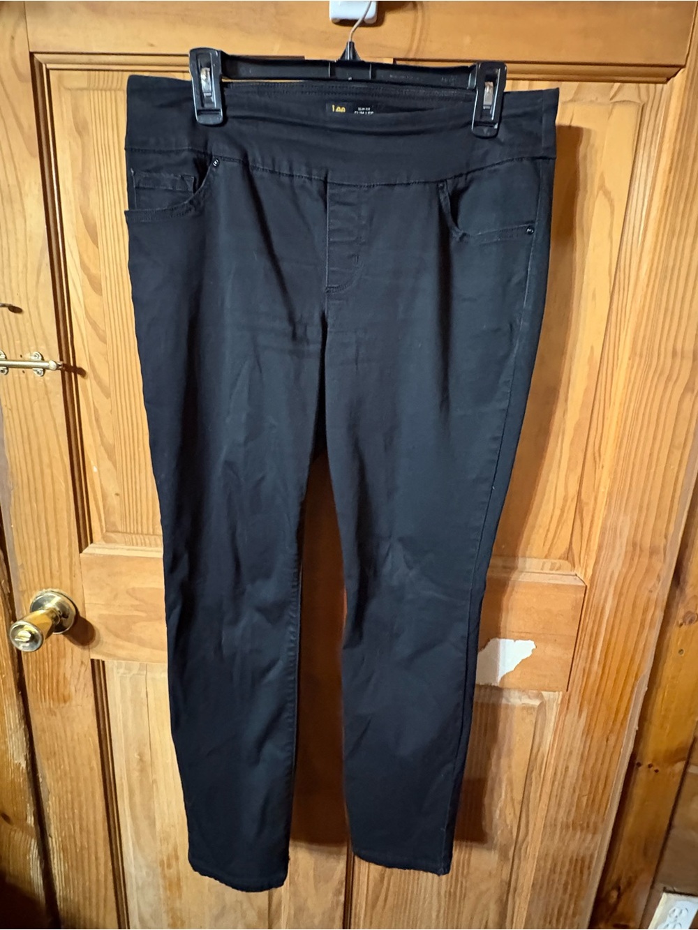 Lee Black Women’s Slim Straight Jeans